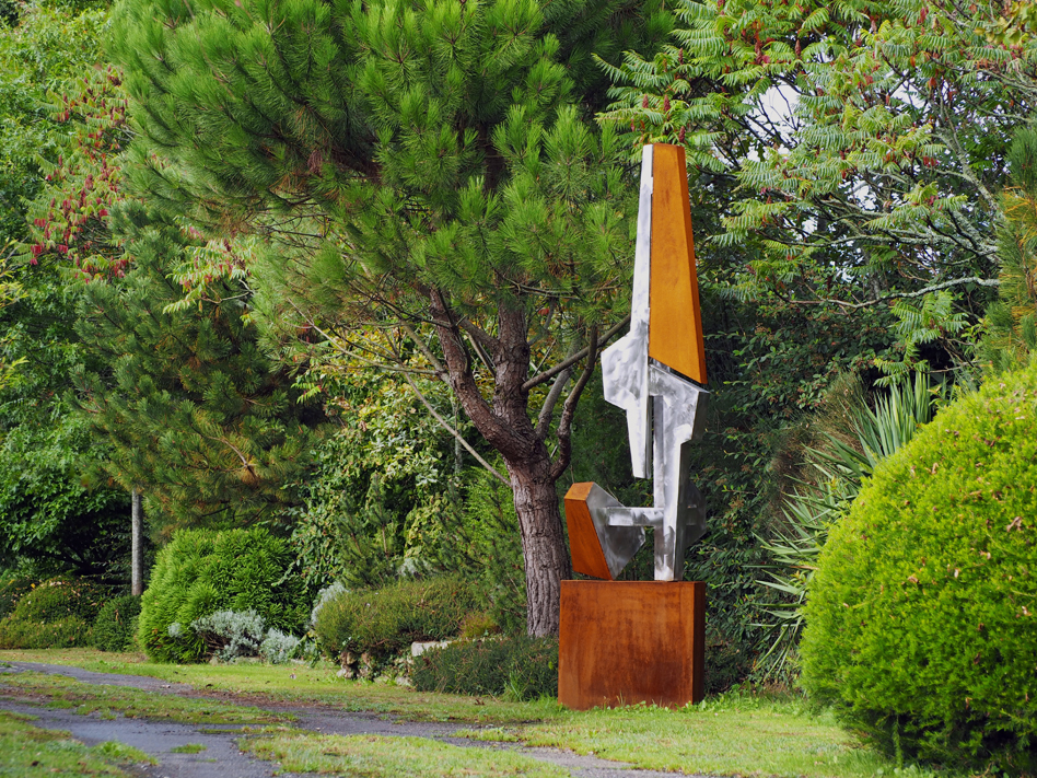 sculpture monumentale moderne